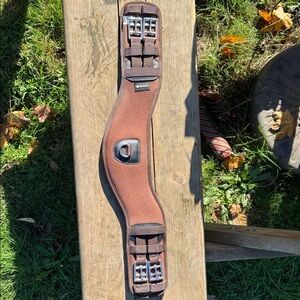 Brown Smartpak memory foam pony girth for monoflap saddle - 26